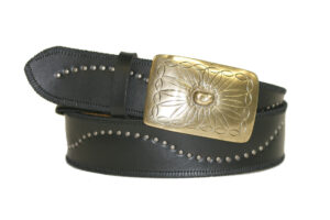 Cintura in vera pelle borchiata